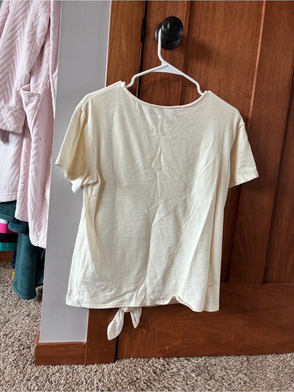 Old Navy Cream Short Sleeve Tie-Front Tee
